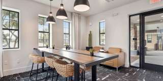 The Laurel Apartments Gallery 23