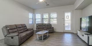 8754 W PALMAIRE Avenue Gallery 16