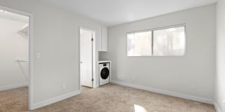 Topanga Canyon Apartments Gallery 17
