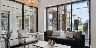 The Laurel Apartments Gallery 18