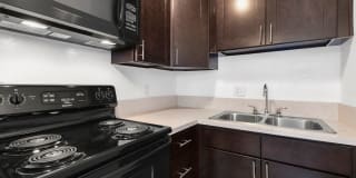 Topanga Canyon Apartments Gallery 25