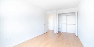 180 Riverside Boulevard Gallery 60