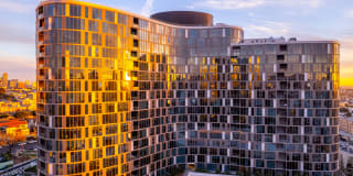 Kurve on Wilshire Gallery 42