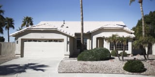 5422 W PONTIAC Drive Gallery 1