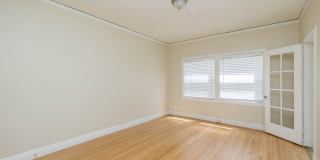 226 Athol Avenue Gallery 11