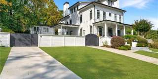 1812 Wellbourne Drive NE Gallery 1