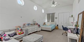 8628 Scarsdale Drive Gallery 37