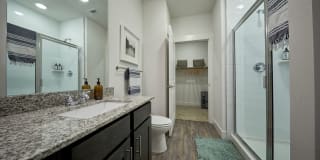 Addison Medical Center Apartments Gallery 15