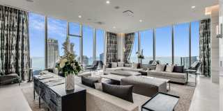 363 E Wacker Drive Gallery 35
