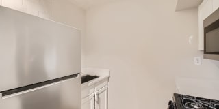 Omnia on Thomas Gallery 56