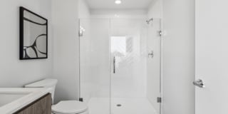 800 Broadway Gallery 17