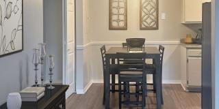 Glastonbury Woods Apartments Gallery 3