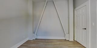 245 Leavenworth St. Gallery 12