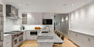 905 PINE STREET Gallery 22