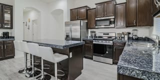 8754 W PALMAIRE Avenue Gallery 11