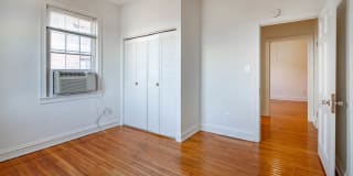 Connecticut Heights Gallery 47