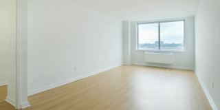 180 Riverside Boulevard Gallery 66