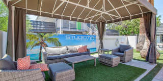 Studio 710 Gallery 16