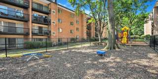 101 North Ripley Apartments Gallery 20