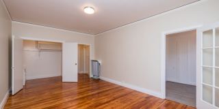 226 Athol Avenue Gallery 32
