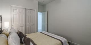 8754 W PALMAIRE Avenue Gallery 19