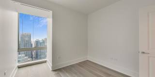 363 E Wacker Drive Gallery 26