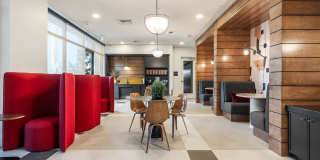 BROADSTONE 7th Street Gallery 40