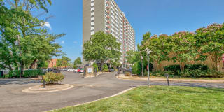 The Square at 511 Apartments - Affordable Housing Gallery 32