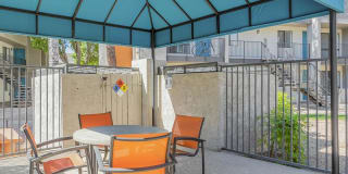 Emerson Square Apartments Gallery 30