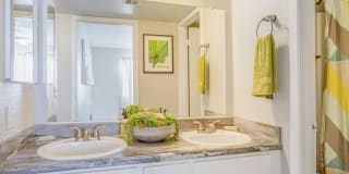 Emerson Square Apartments Gallery 7