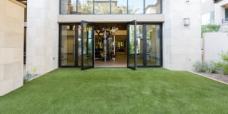 Avant Fashion Center by Mark-Taylor Gallery 20
