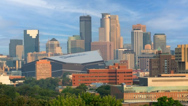 cities near minneapolis 9