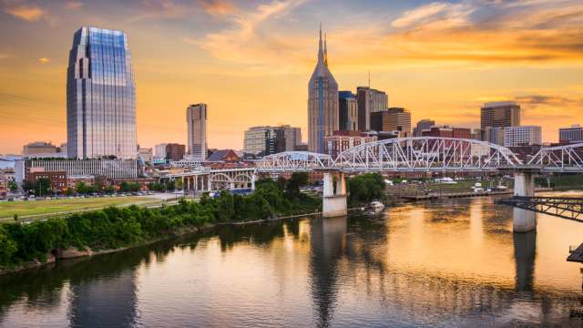 Skyline of downtown Nashville, Tennessee, USA.