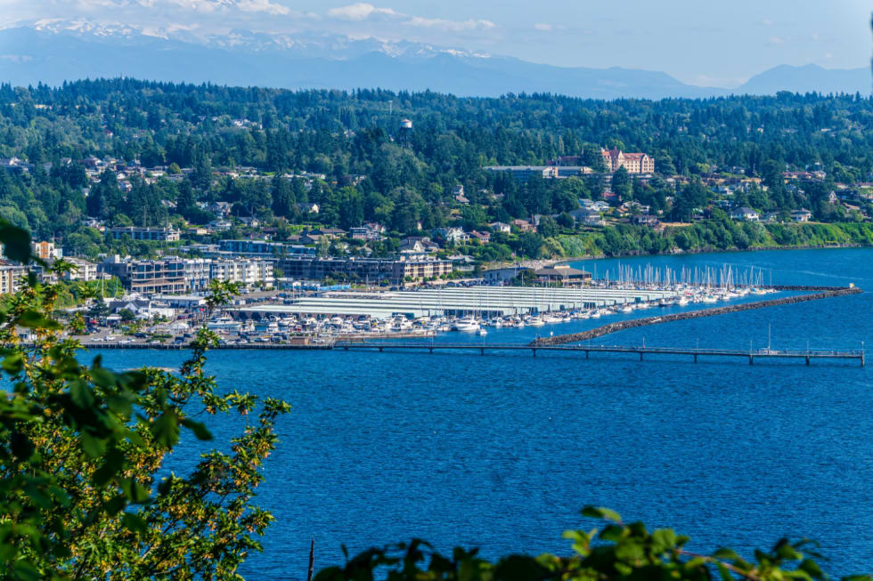 Des Moines Seattle