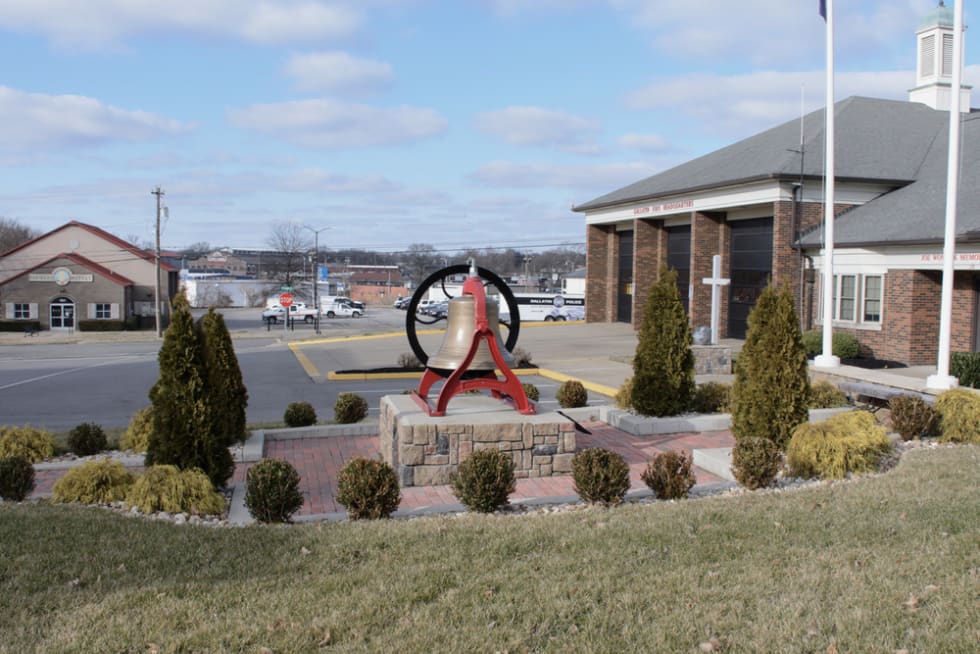 Gallatin, Tennessee: City square fire department.