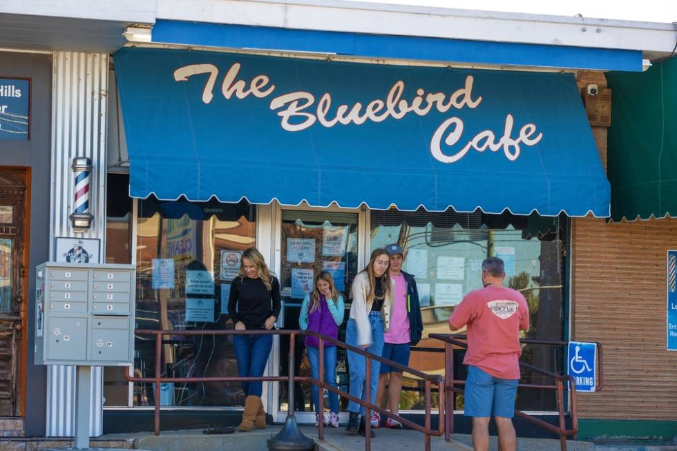 Bluebird Cafe in Nashville