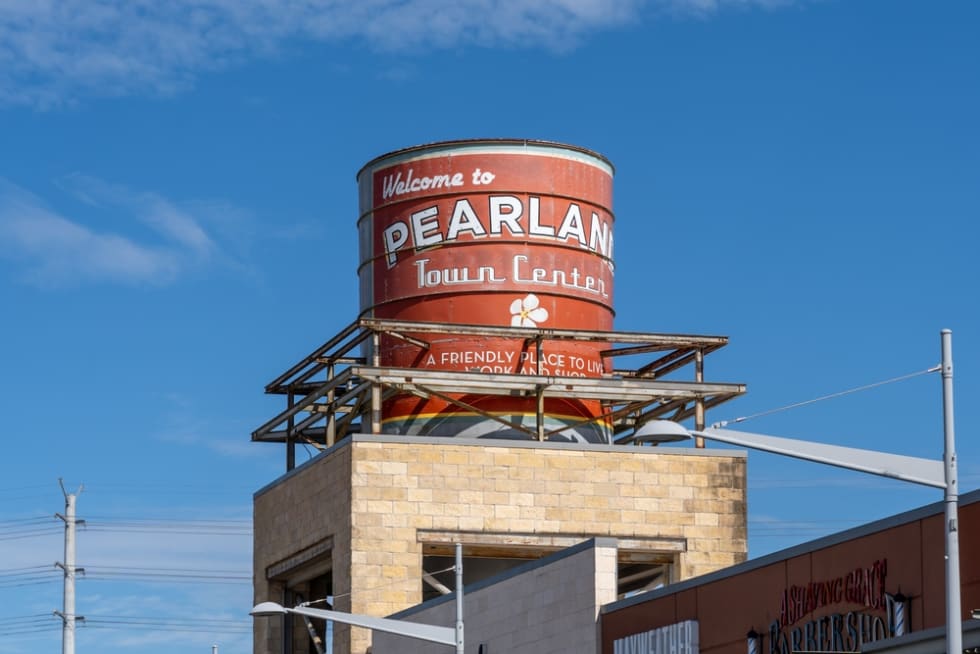 Pearland, one of the Safest Houston Neighborhoods for Renters in 2025
