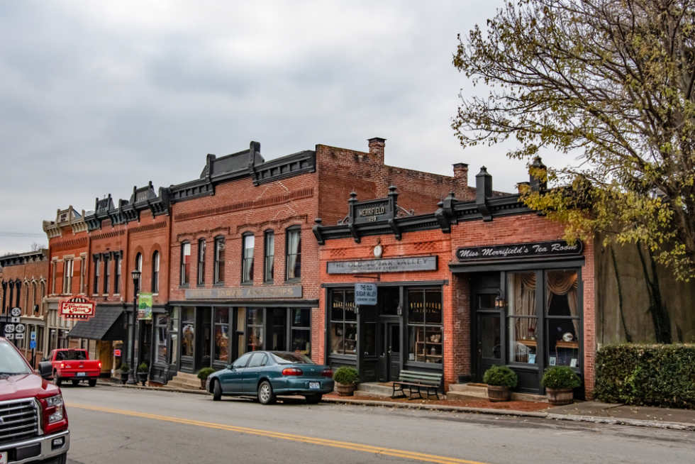 cities-near-lousiville-2