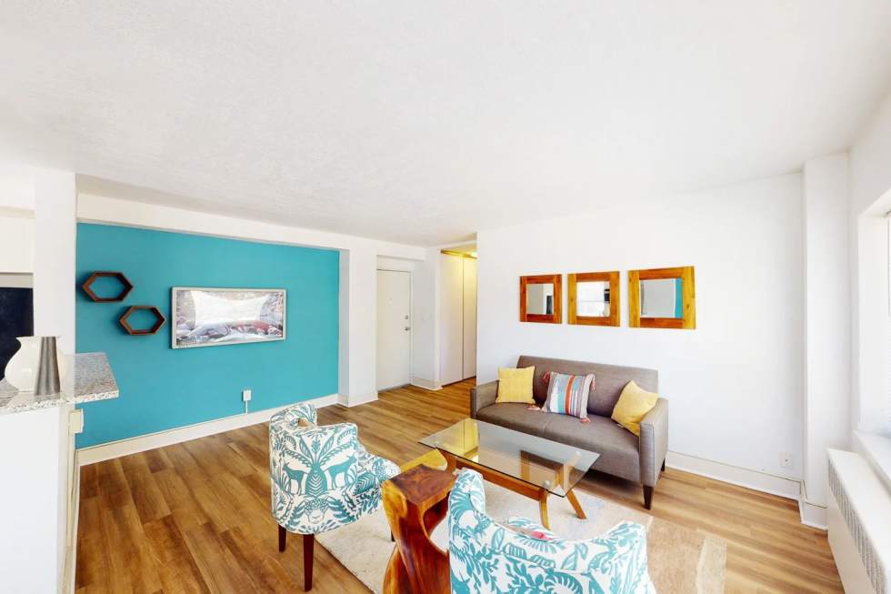 hamilton-rent-price-livingroom