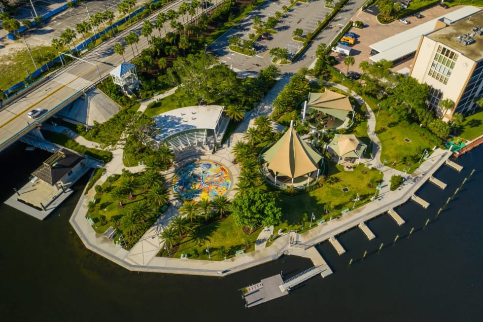Deerfield Beach cities near Miami