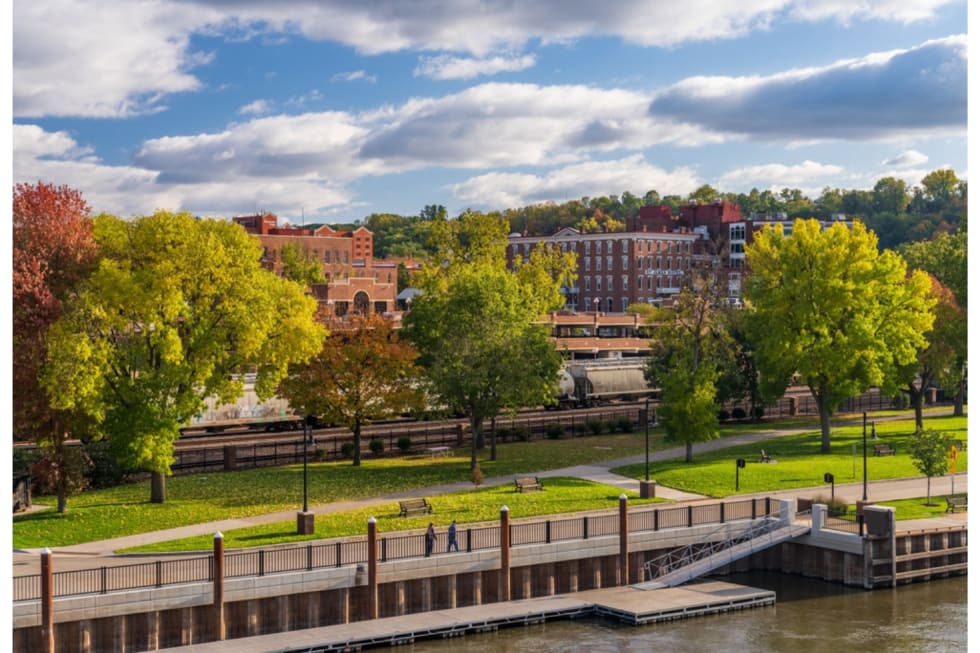 cities-near-minneapolis-7