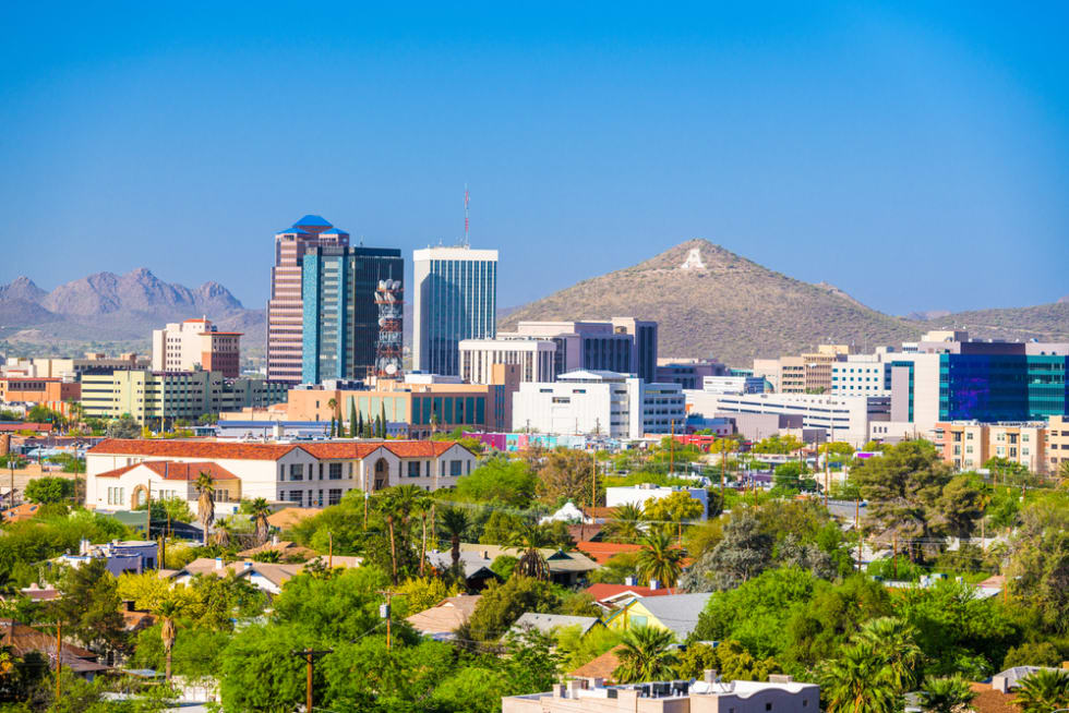  Tucson, Arizona, USA downtown city skyline in the afternoon.
