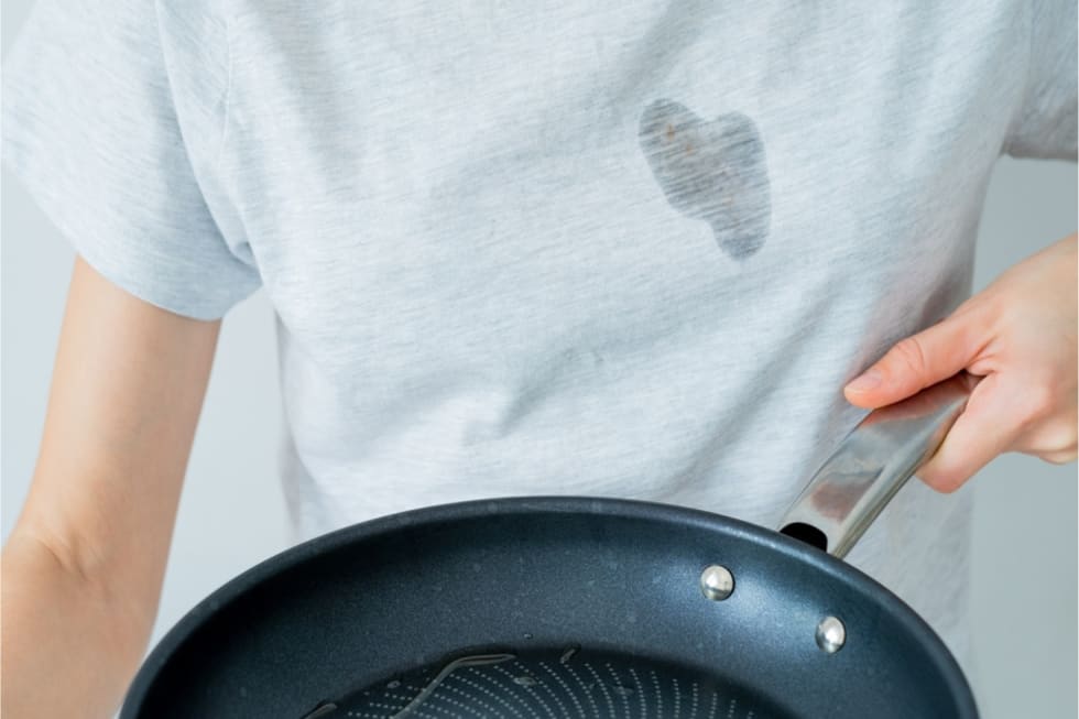 how-to-get-oil-out-of-clothes-2
