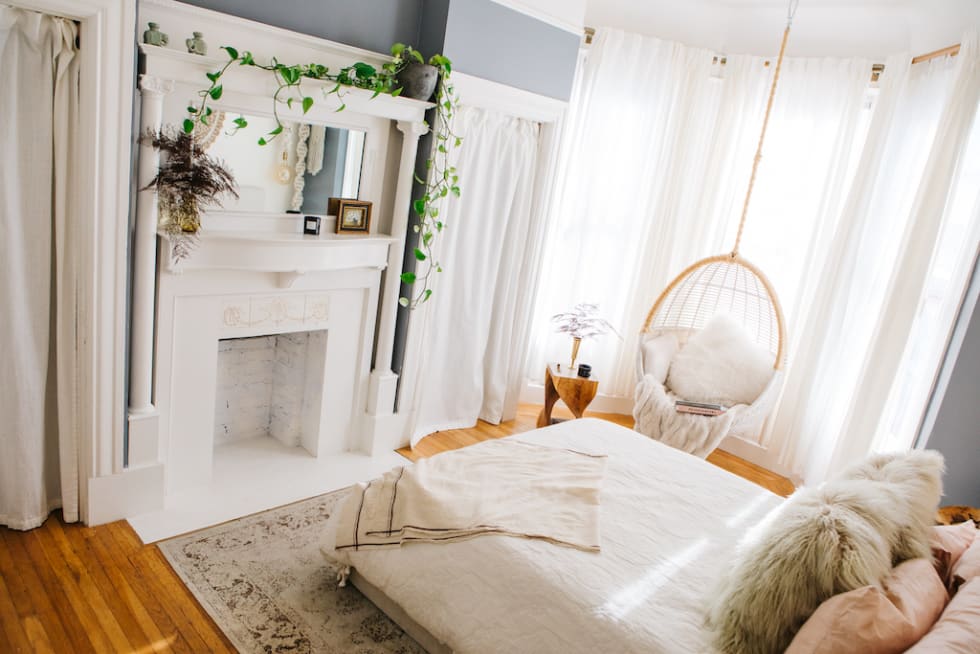 beautiful bright off-campus apartment