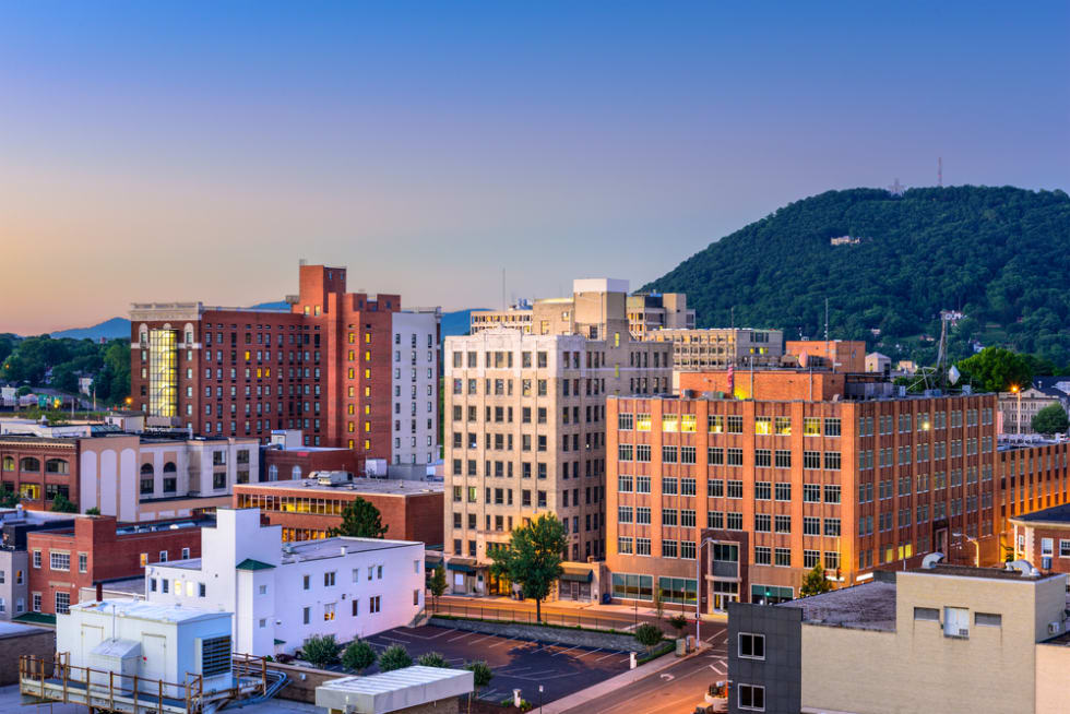 Roanoke, Virginia, USA downtown skyline