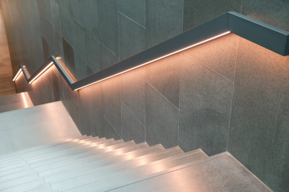 luxury-apartment-amenities-indirect-lighting
