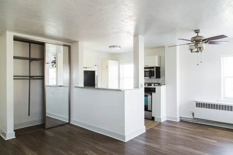 hamilton-rent-price-kitchen