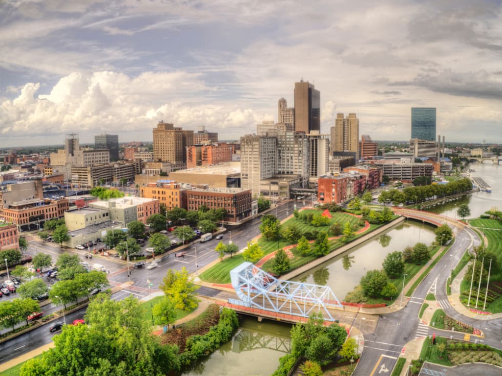  Toledo, Ohio skyline