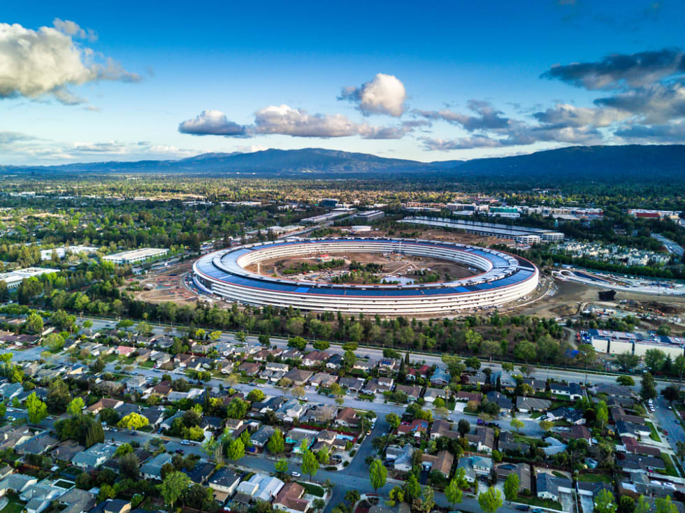 Aerial photo of Apple new campus building in Cupertino CA