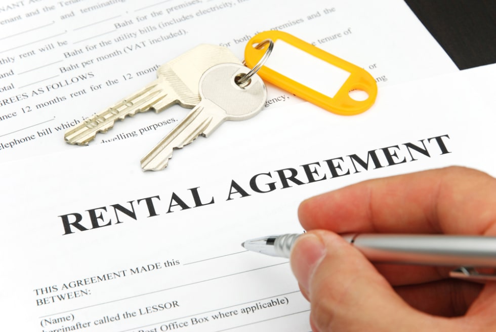 rental agreement paperwork and keys